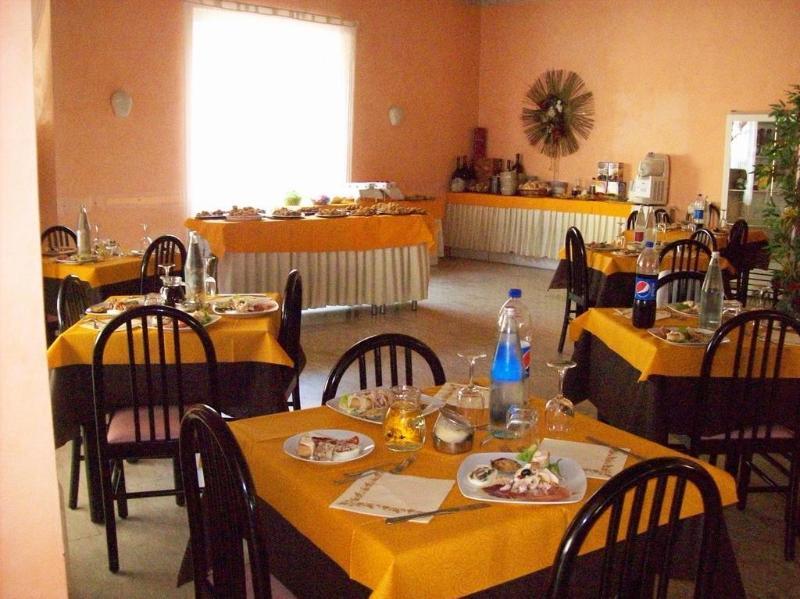 Hotel Al Nuovo Porto بيلاريا-إيجيا مارينا المظهر الخارجي الصورة